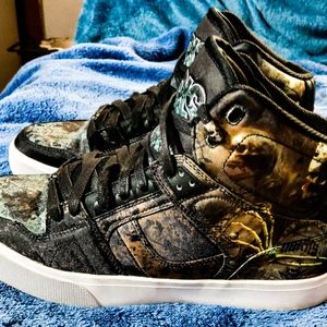 Osiris NYC 83 Vulc Huit Skull Army